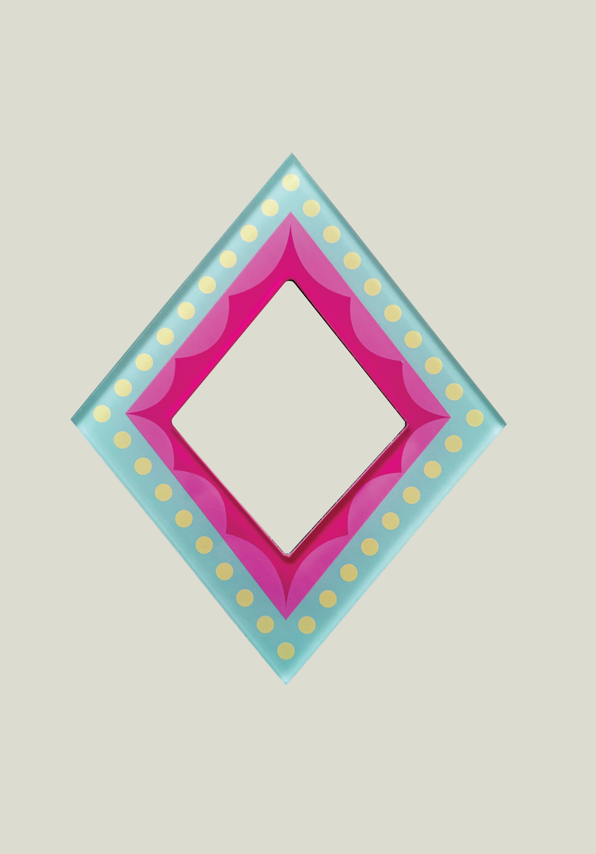 Diamond Magnetic Frame