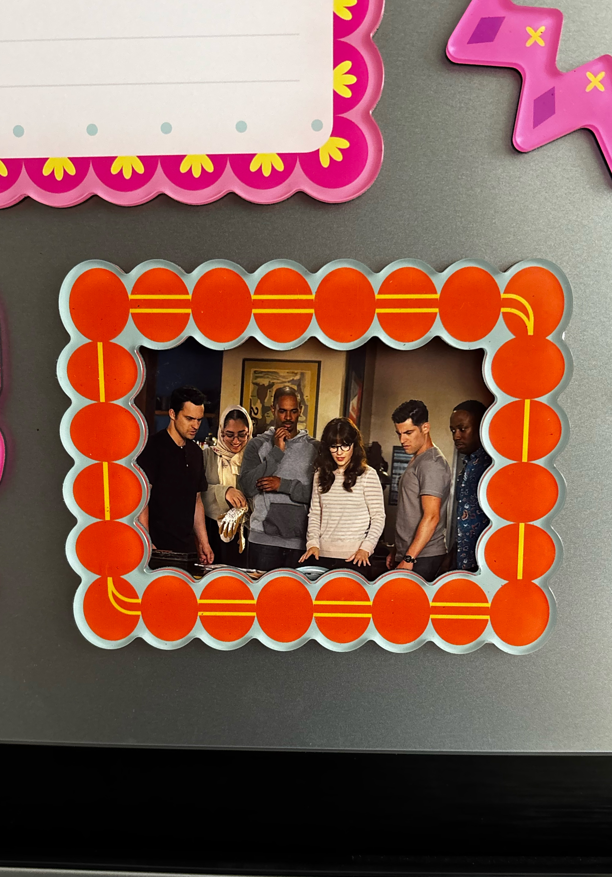 Hoops Magnetic Frame